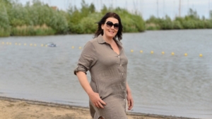 Linnen blouse lang plus maat taupe