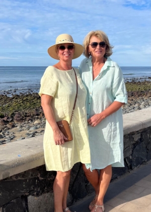 Linnen blouse lang lange mouw beige